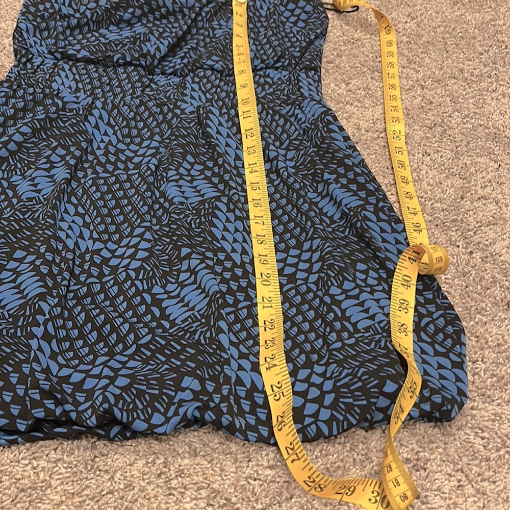 Banana Republic strapless dress, blue, black, cinched waste, small. - Picture 9 of 9